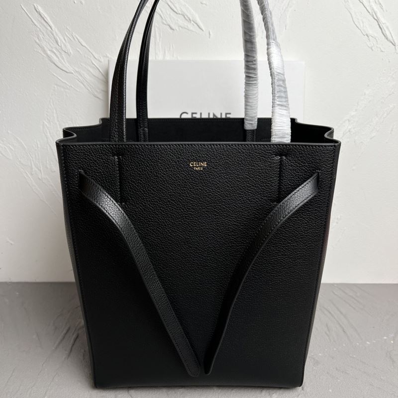 Ce1i*e cabas bags